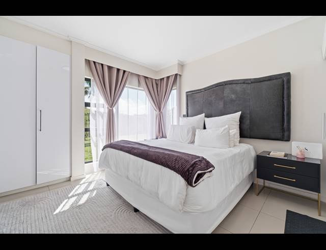 2 BEDROOM APARTMENT TO LET IN PALM LAKES ESTATE
